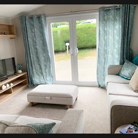 Exotic 3-Bed Caravan At Newquay Holiday Park Villa Bagian luar foto