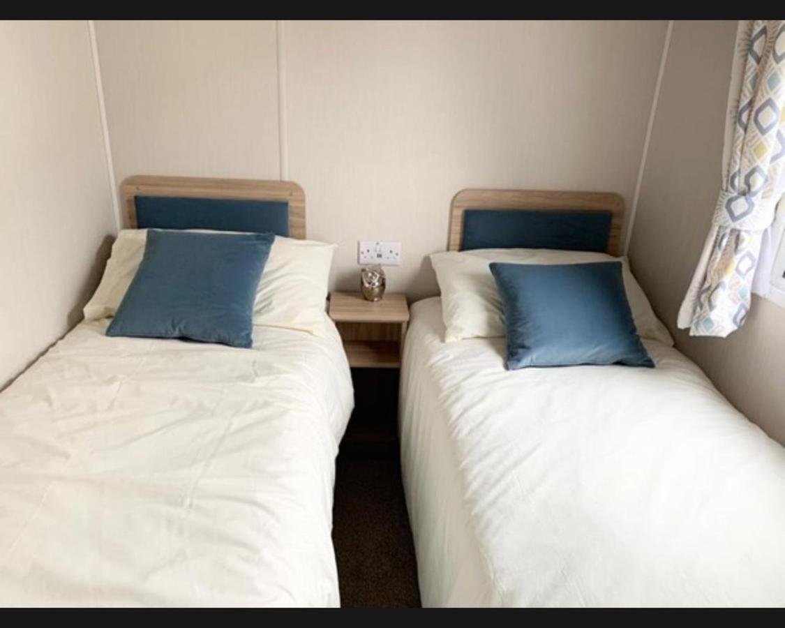 Exotic 3-Bed Caravan At Newquay Holiday Park Villa Bagian luar foto