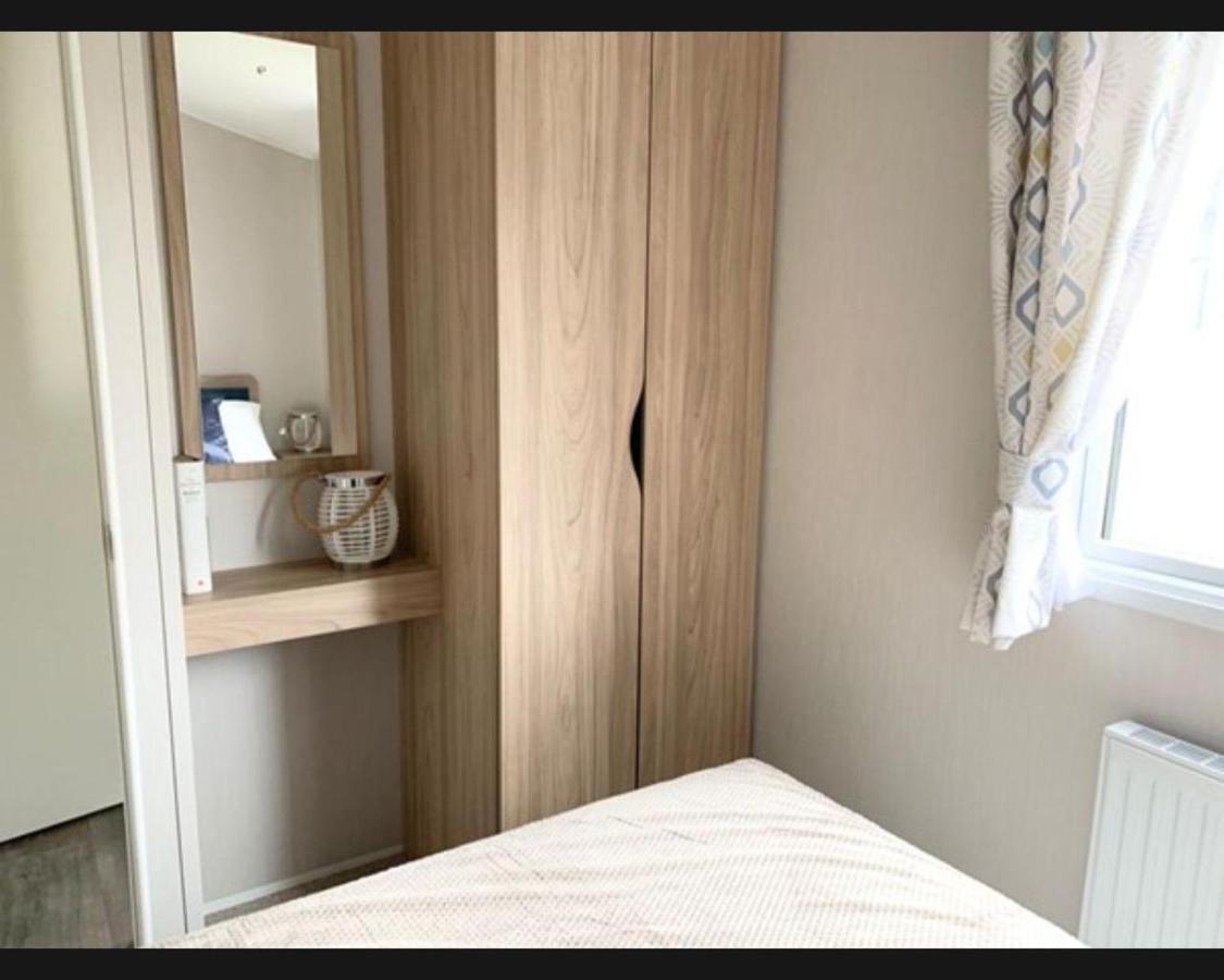 Exotic 3-Bed Caravan At Newquay Holiday Park Villa Bagian luar foto