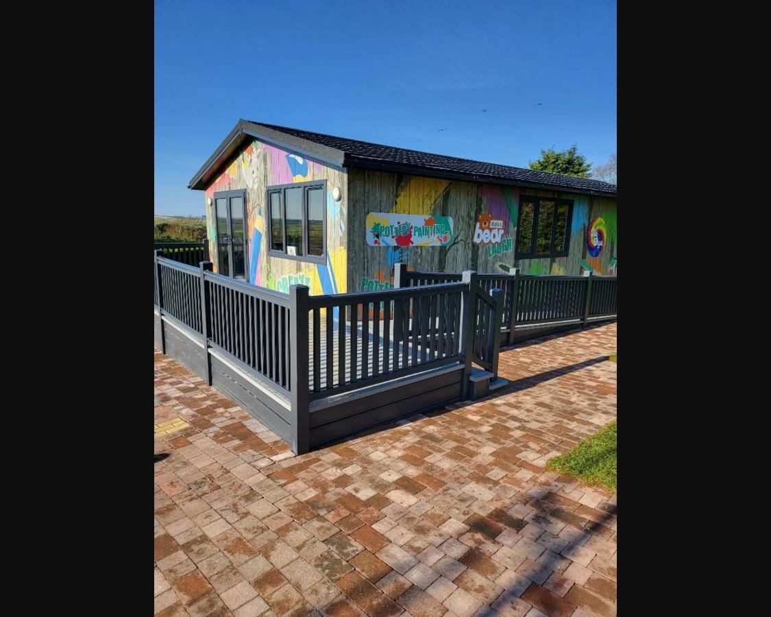 Exotic 3-Bed Caravan At Newquay Holiday Park Villa Bagian luar foto